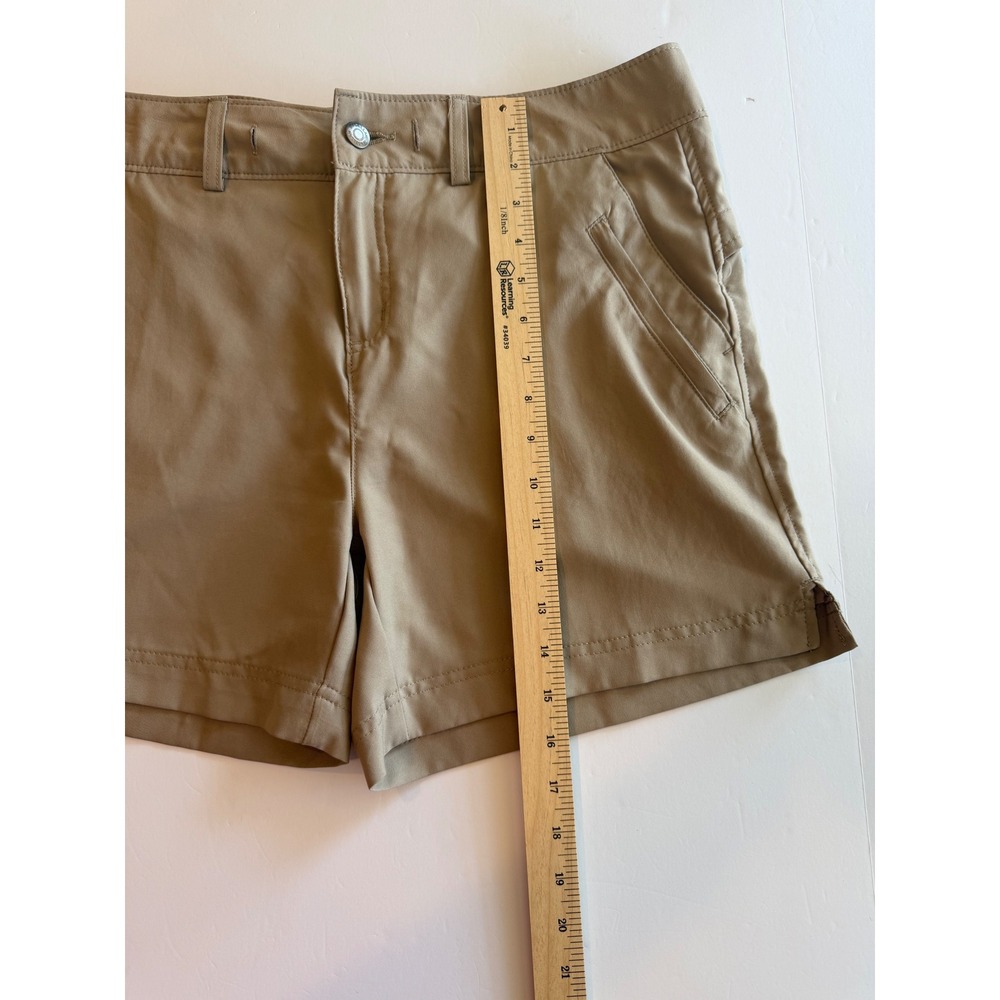 Magellan Outdoors Womens Khaki Hiking Shorts Tan Size Large Quick Dry - Picture 3 of 6